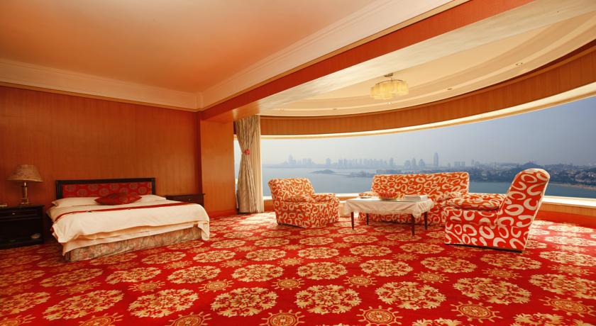 Donghai Grand Hotel Qingdao Cameră foto