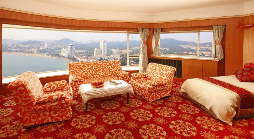 Donghai Grand Hotel Qingdao Exterior foto
