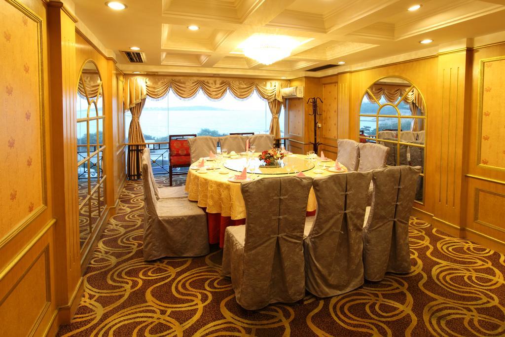 Donghai Grand Hotel Qingdao Exterior foto